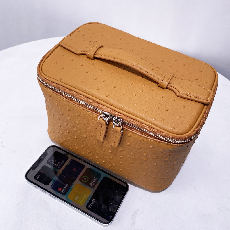 Customize Initials Cowhide Ost - Luxury Skincare Packaging Wholesale recension och pris